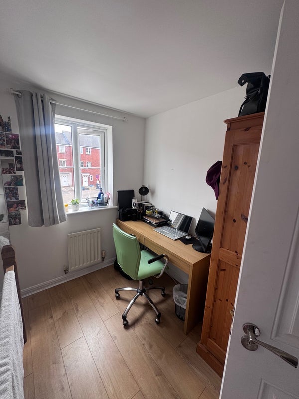 Room Beatrix Place in Bristol