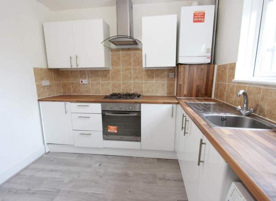 Flat Onslow Road in London