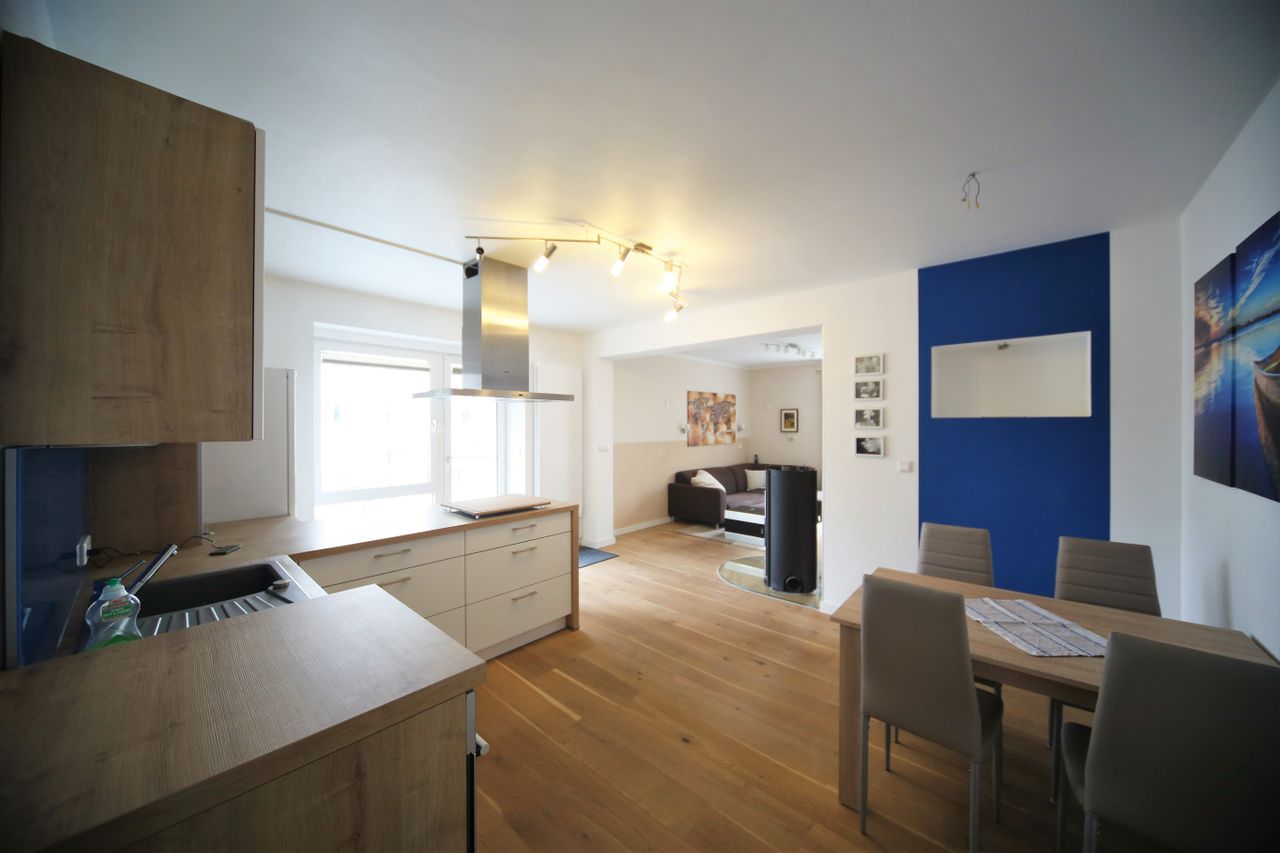 Wohnung Amboßstraße in Düsseldorf