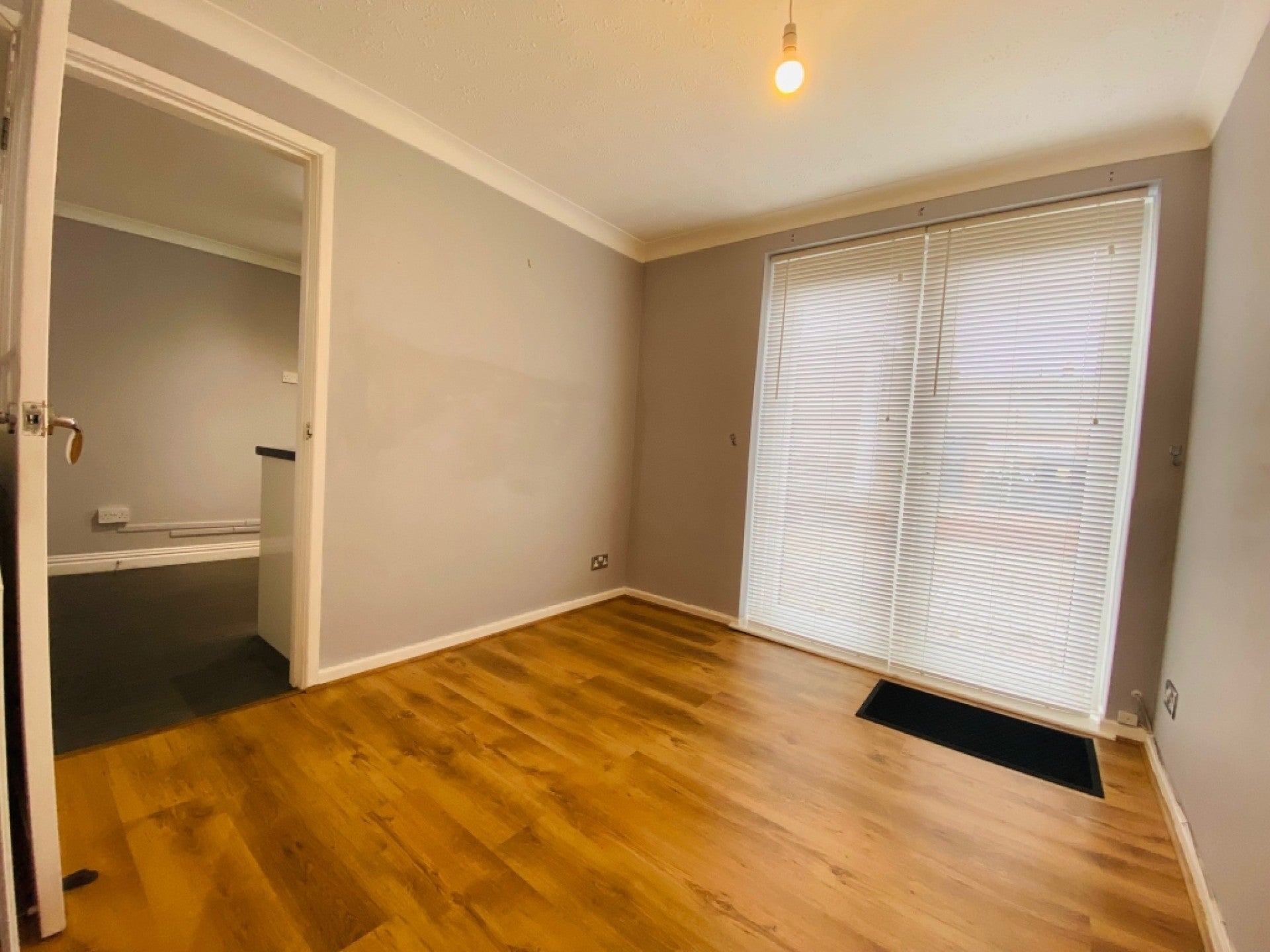 Flat Vicarage Close in Sunderland