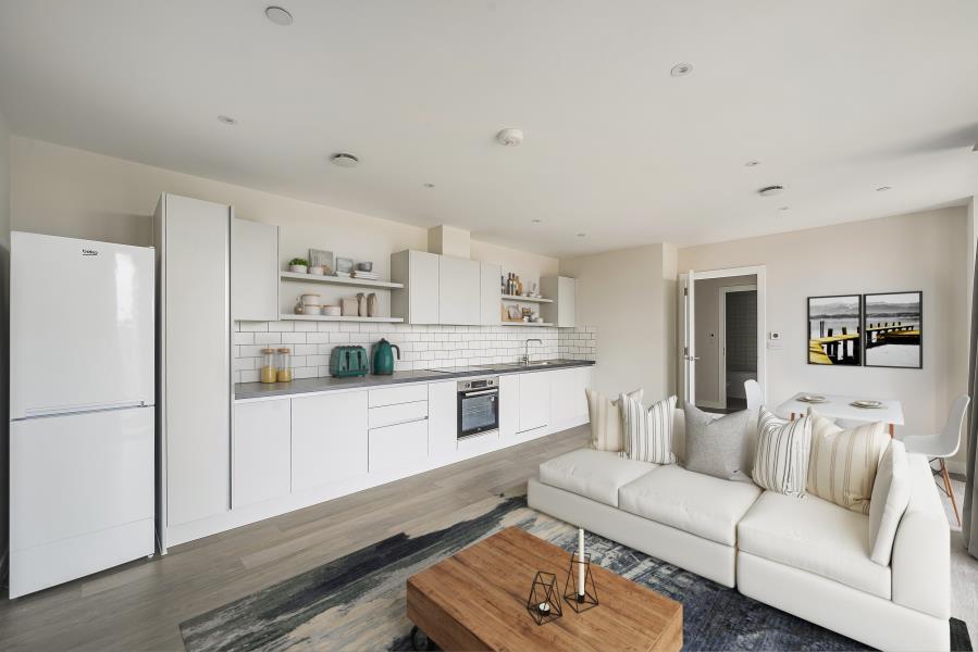 Flat Devonshire Avenue in Woking