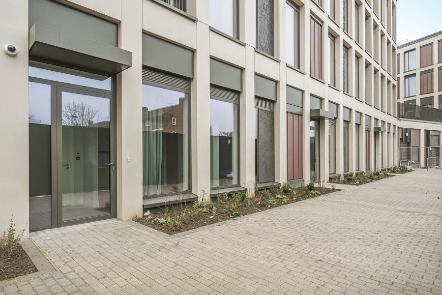 Flat Devonshire Avenue in Woking