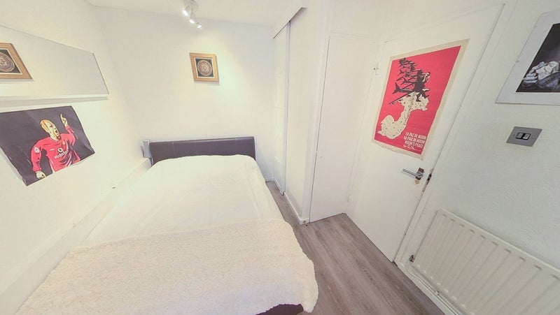 Room York Road in Greater London