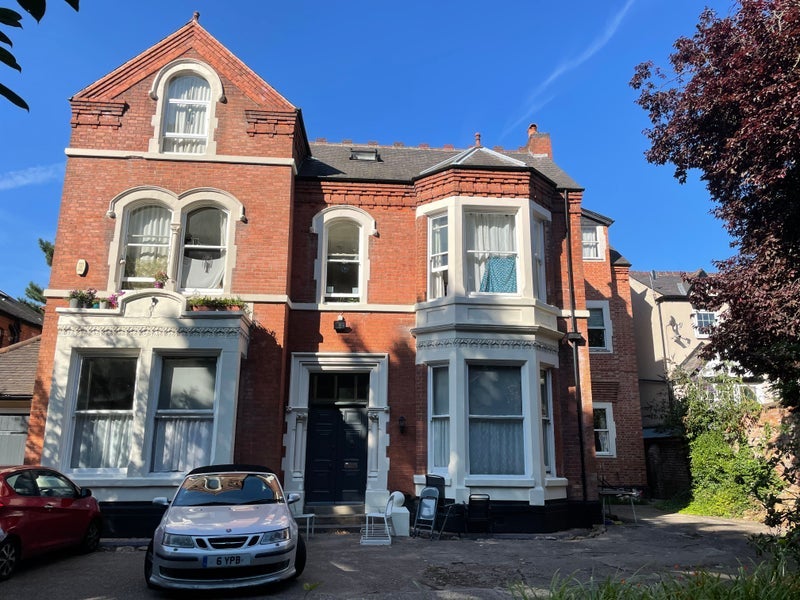 Room Magdala Road in Nottingham