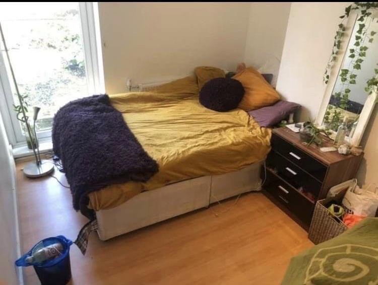 Room Brockley Road in Greater London