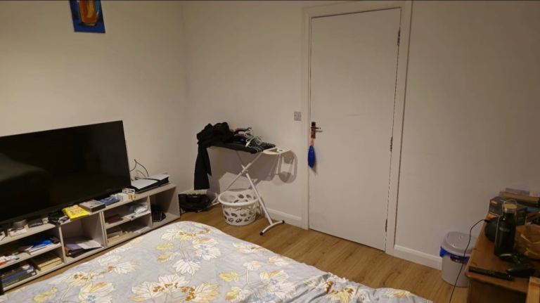 Room Loudoun Road in City of Westminster