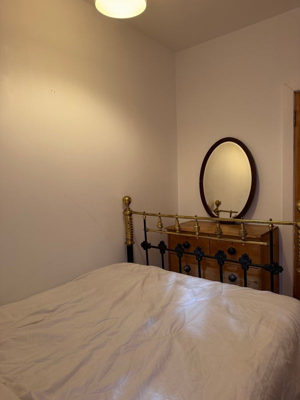 Room Capstone Road in Bournemouth