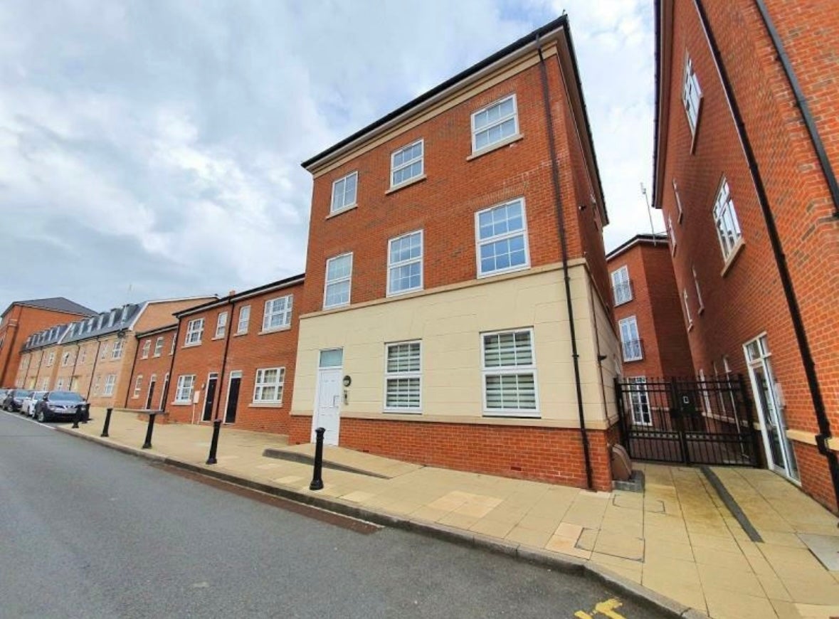 Flat Main Street in Metropolitan Borough of Solihull