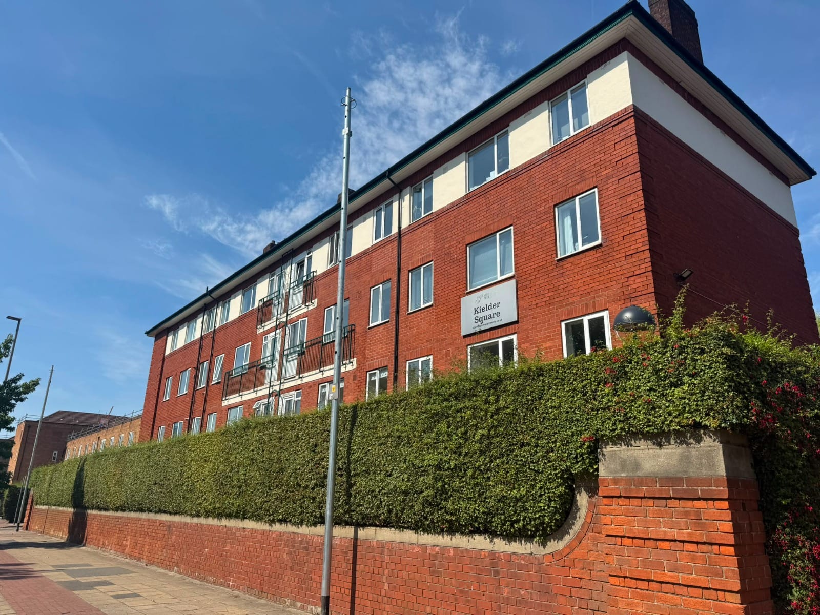 Flat Eccles New Road in Salford