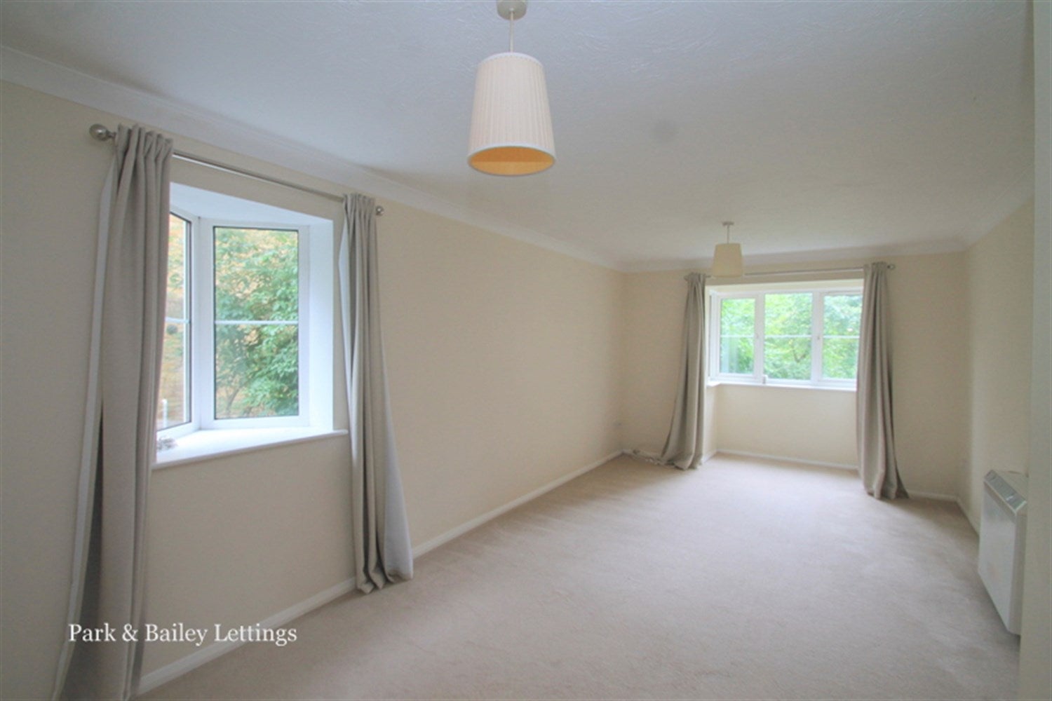 Flat Beechwood Road in Caterham