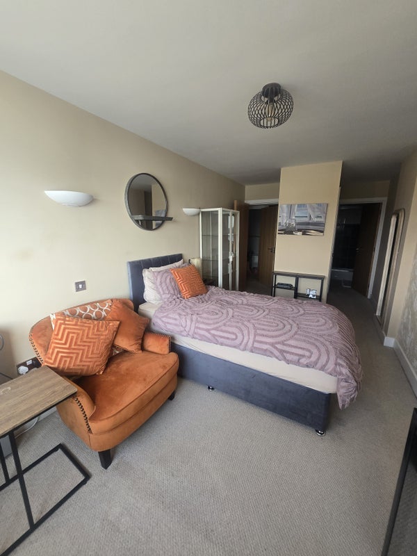 Room Lifeboat Quay in Poole