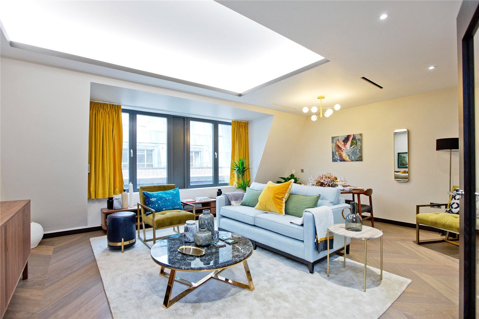 Flat Golden Square in City of Westminster