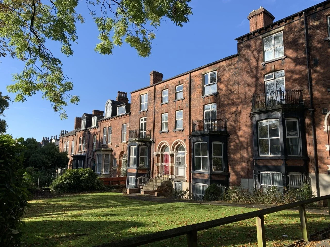 Flat Belle Vue Road in Leeds