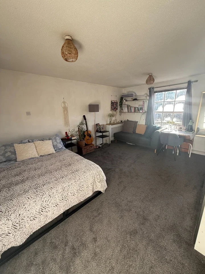 Flat Moriatry Close in Greater London