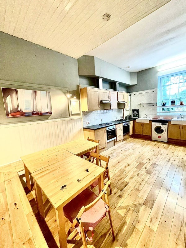 Room West Maitland Street in City of Edinburgh
