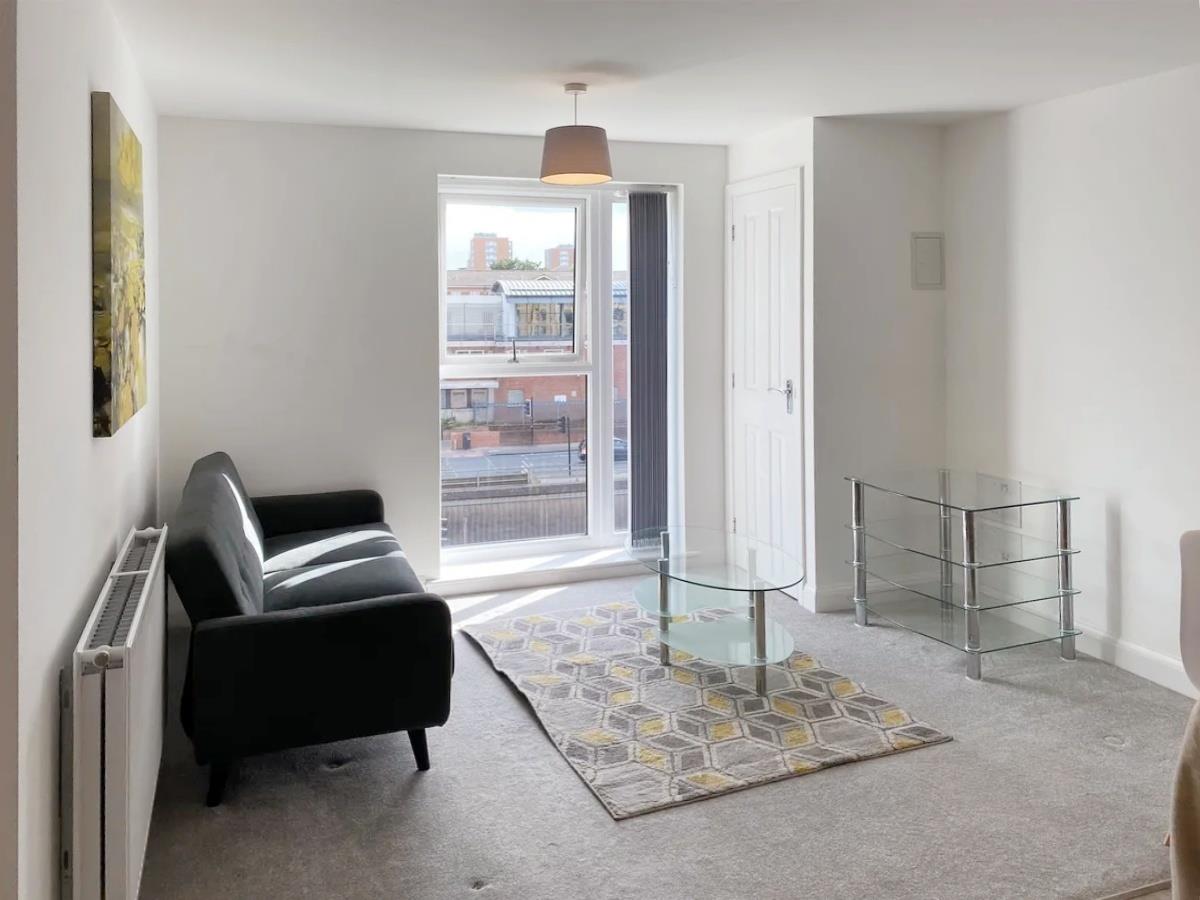 Flat Belgrave Middleway in Birmingham
