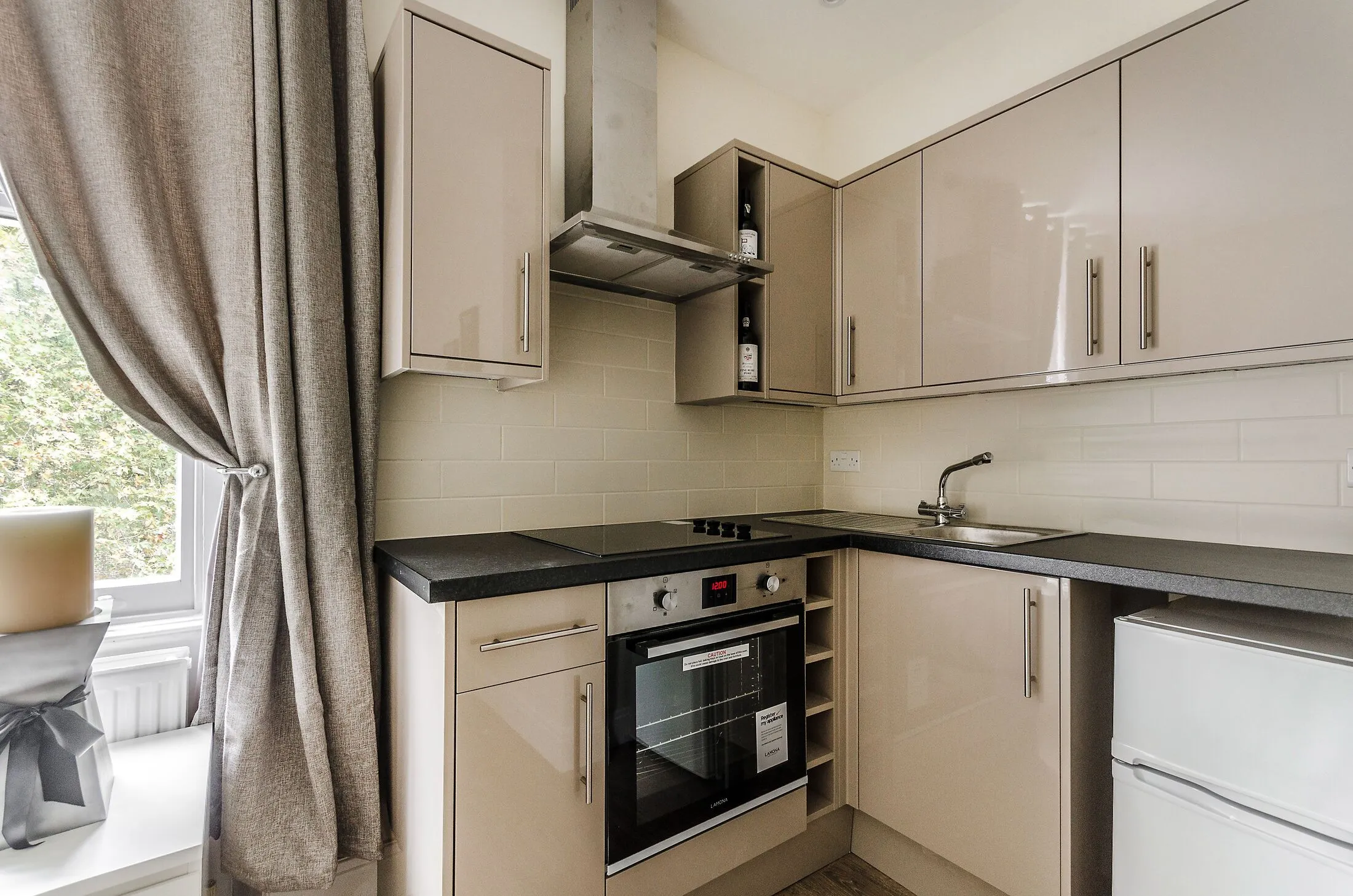 Flat Nevern Place in Greater London