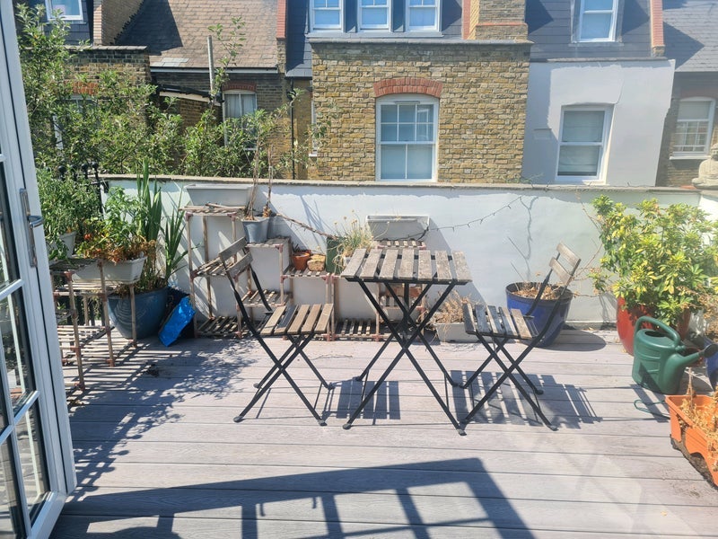 Room Gambetta Street in Greater London