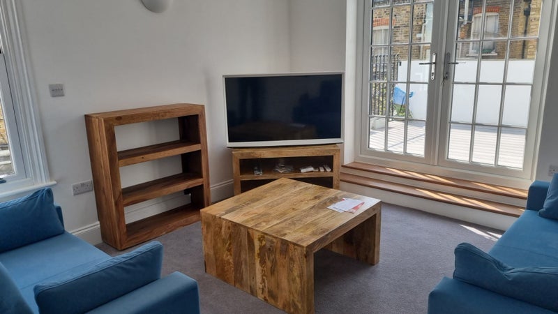 Room Gambetta Street in Greater London