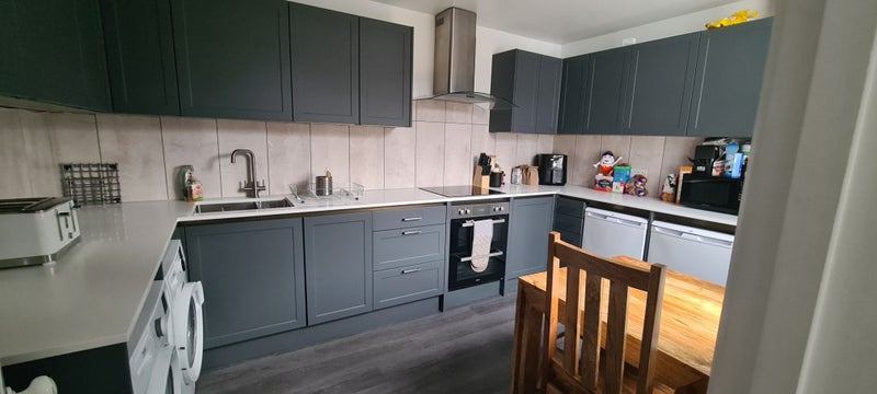 Room Gambetta Street in Greater London
