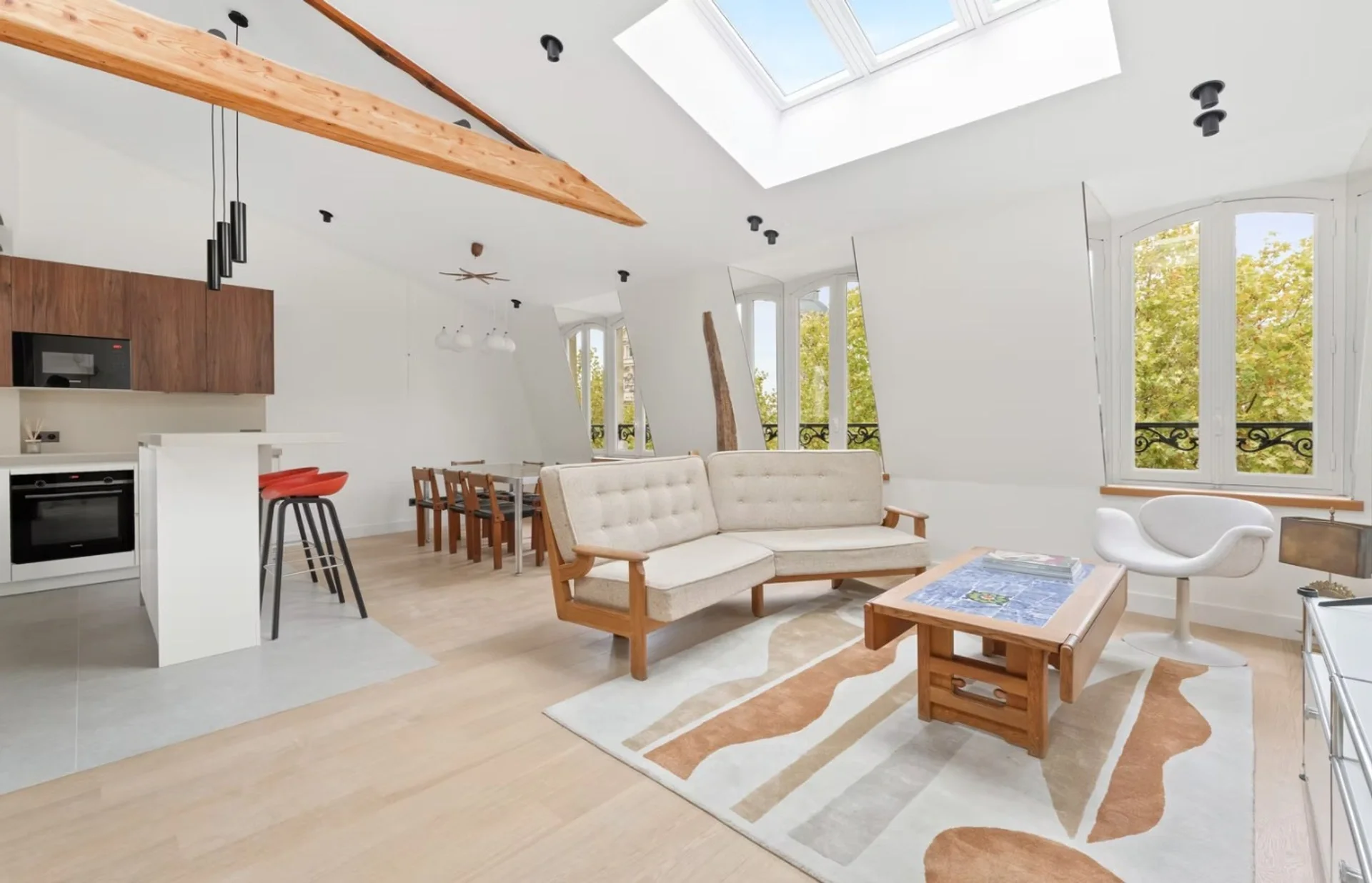 Flat Avenue Achille Peretti in Neuilly-sur-Seine