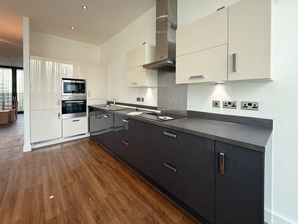 Flat Jerrard Street in Greater London