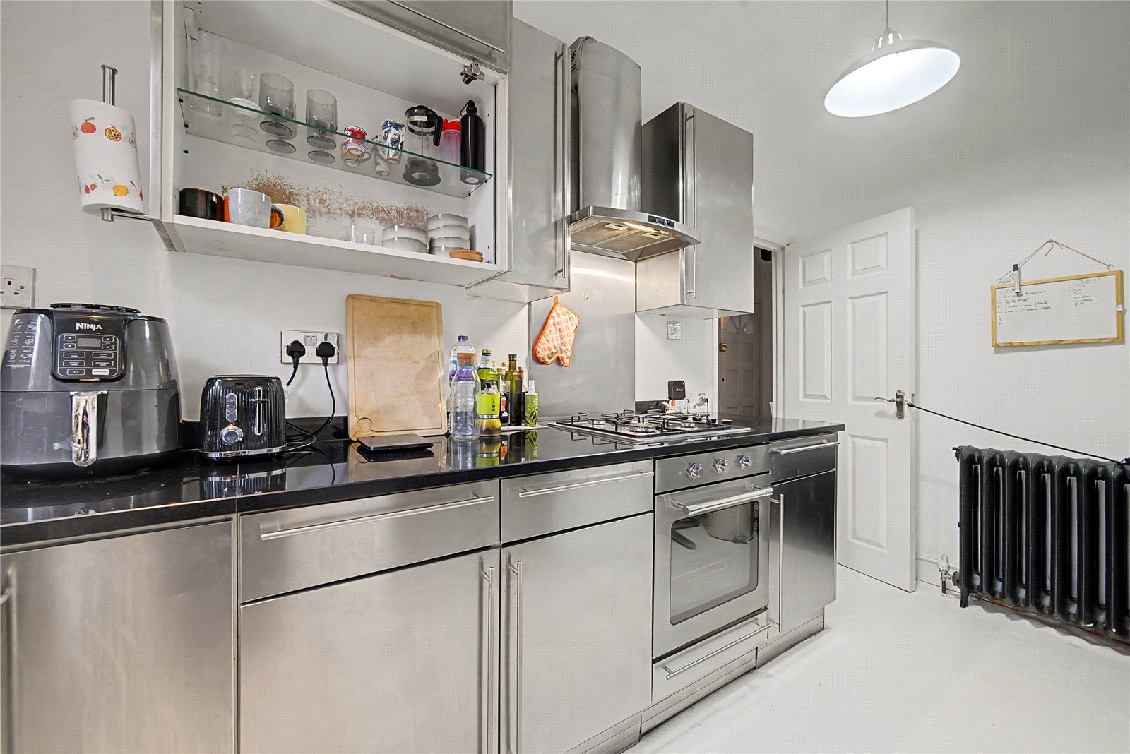 Flat Mildmay Road in Greater London