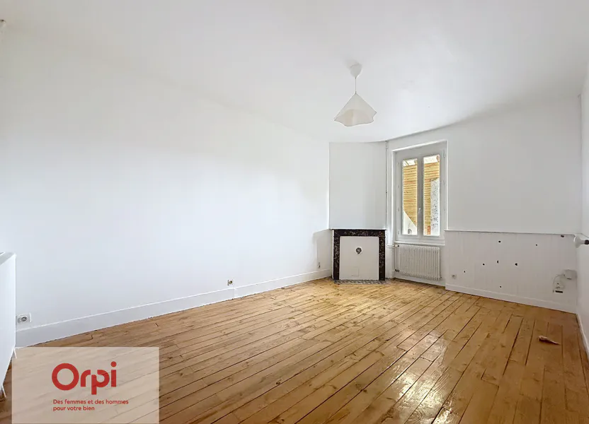 Appartement Rue Voltaire à Montluçon