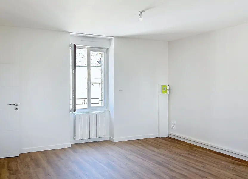 Appartement Rue Julien Minier à Malansac
