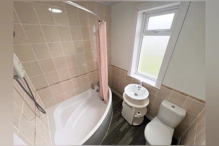 Flat Kirkhill Road in Aberdeen City