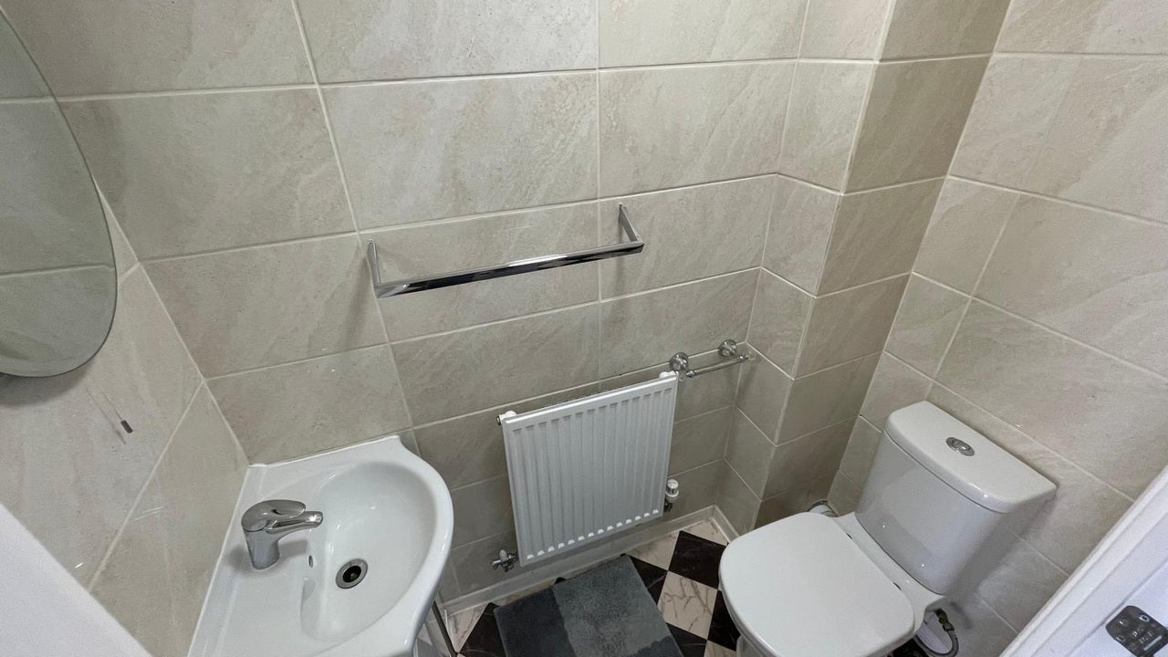 House Design Drive in Dunstable