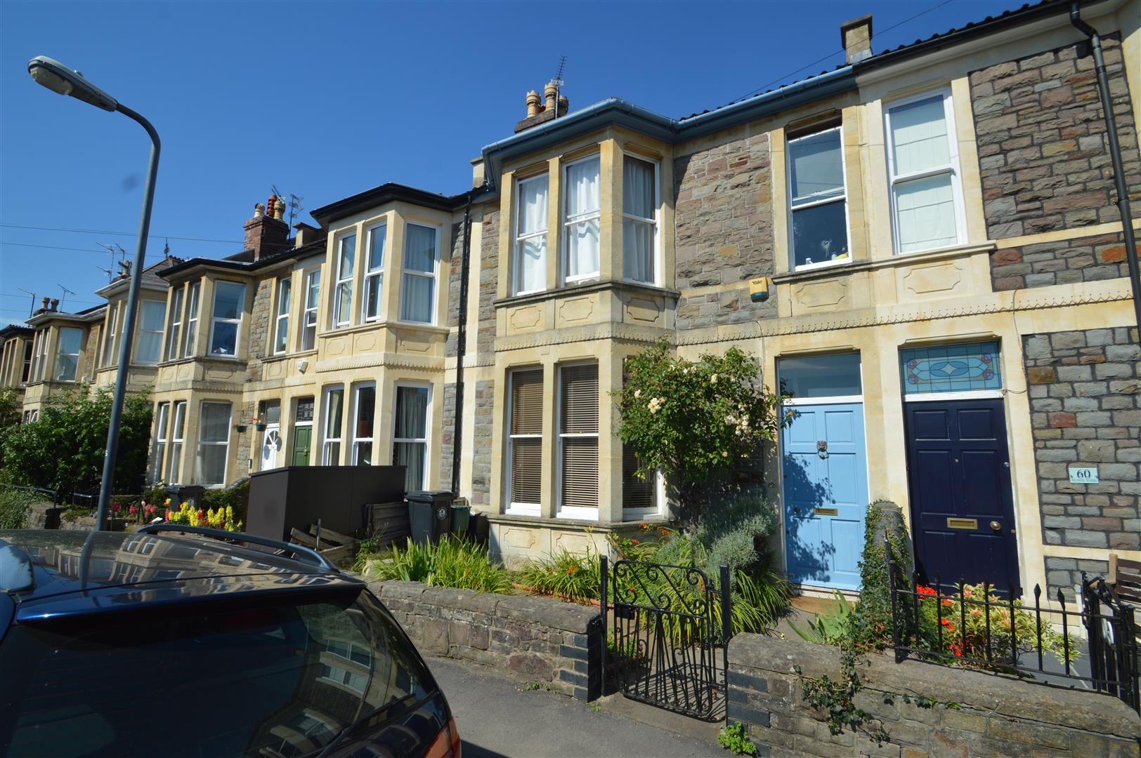 House Seymour Avenue in Bristol