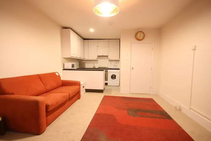 Flat Westbourne Terrace in City of Westminster