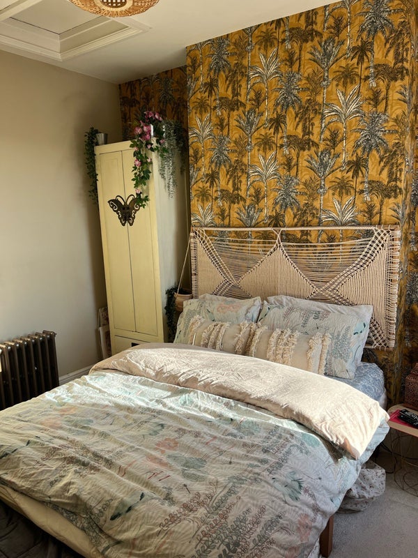 Flat Gonville Road in Greater London