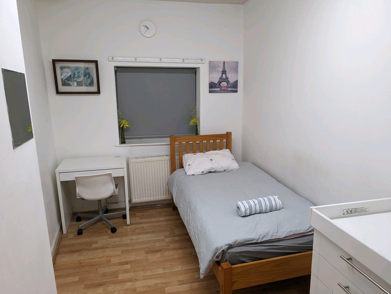 Room Yorkshire Street in Royton