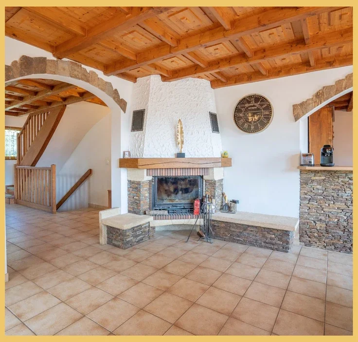 Maison Route de Chamoule à Mont-Saxonnex