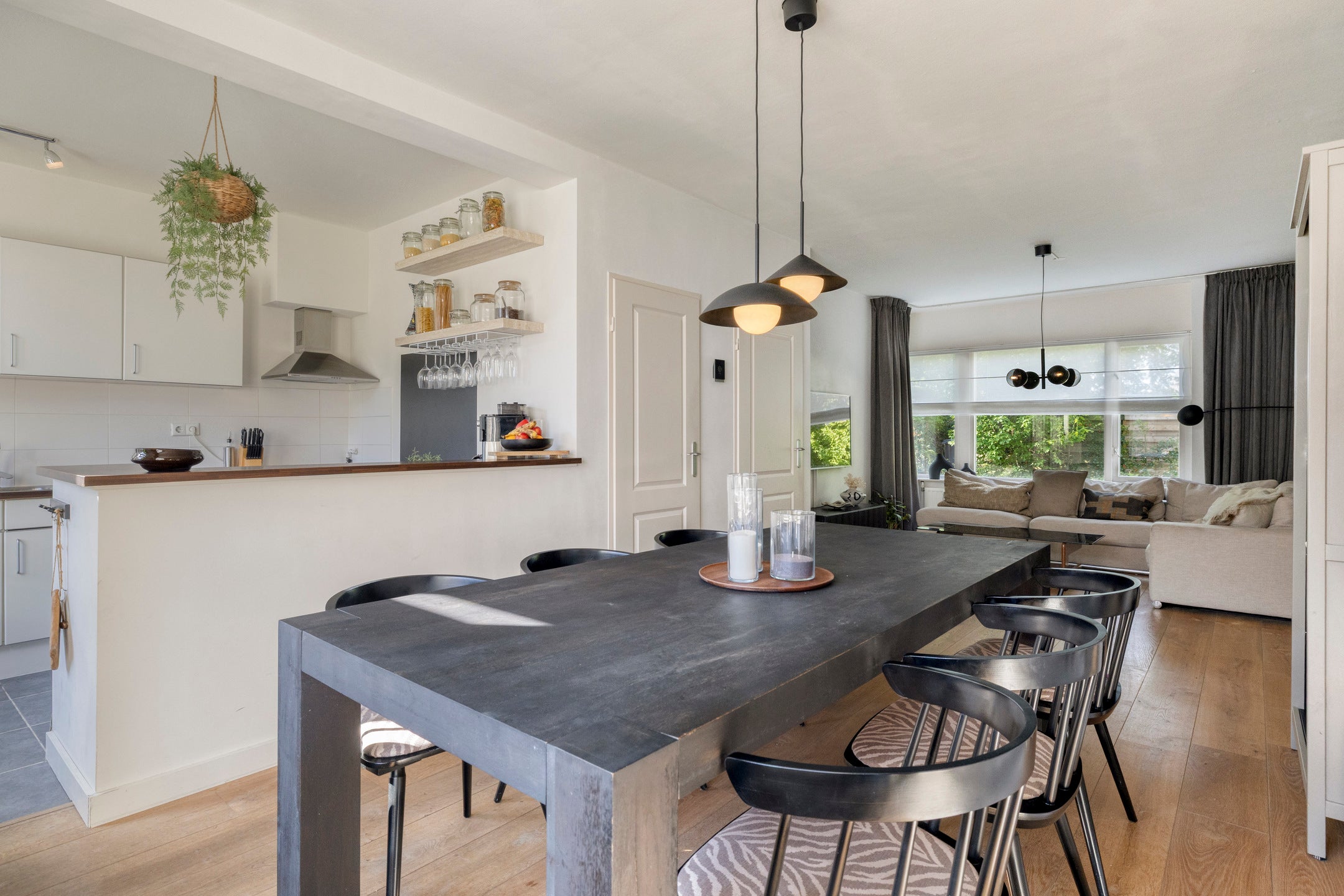 Tussenwoning te koop: Spinetstraat 64, Etten-Leur