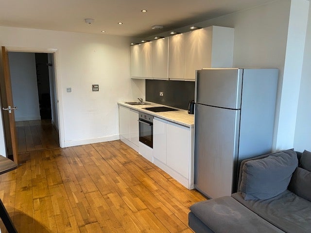 Flat Bute Terrace in Cardiff