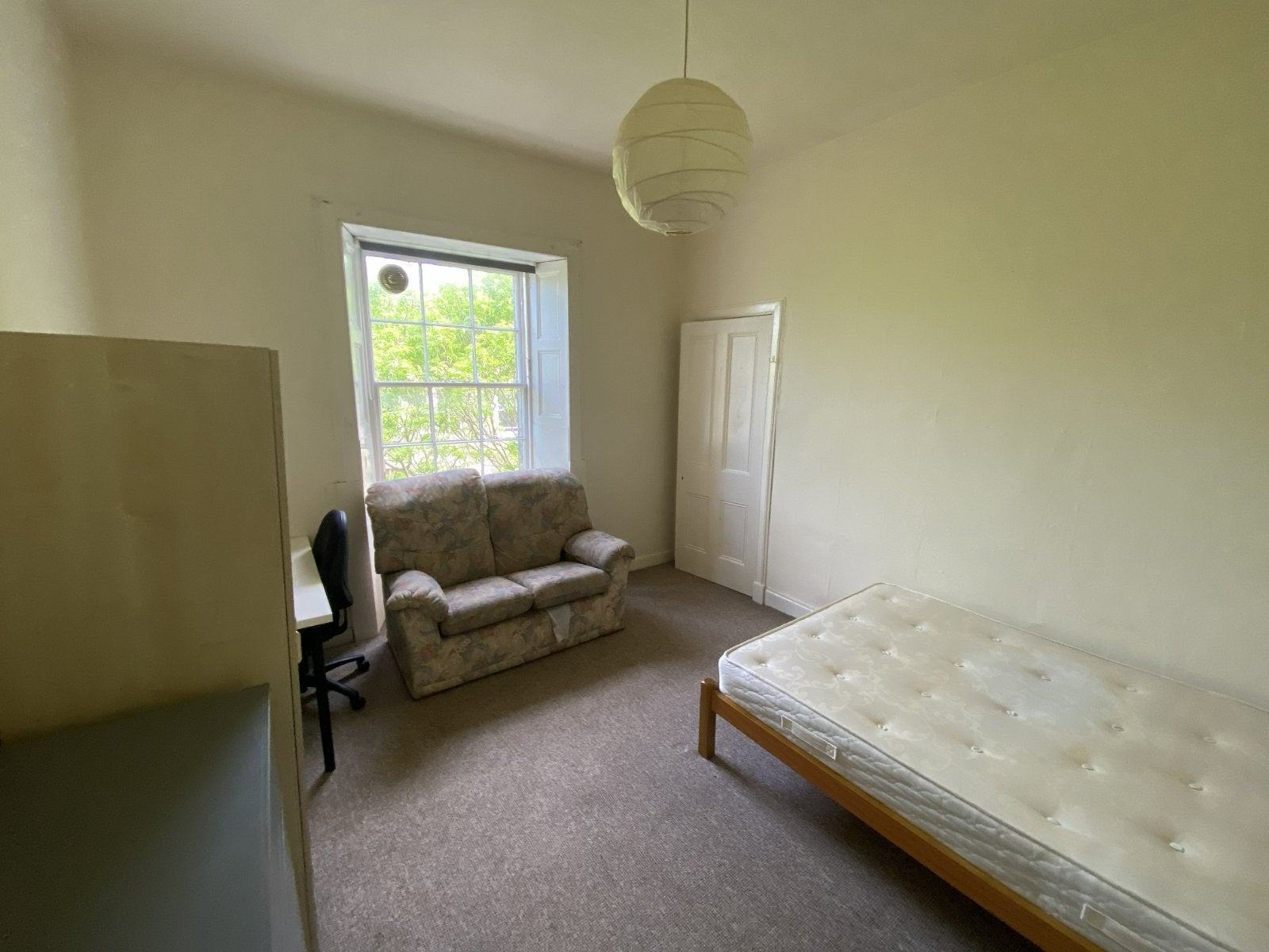 Flat Lauriston Gardens in City of Edinburgh