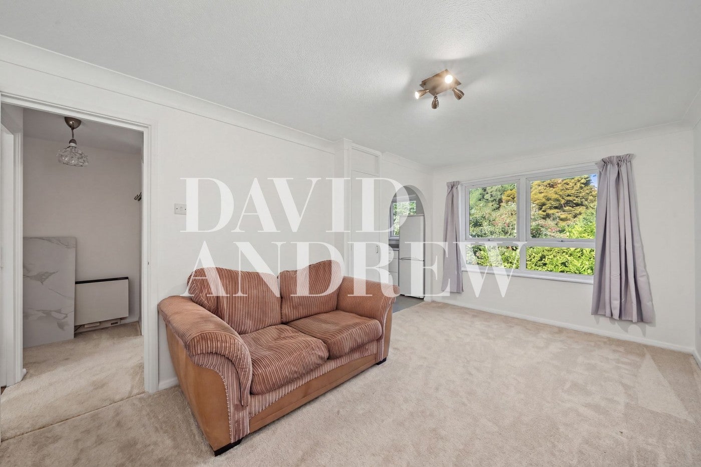 Flat Wedmore Gardens in Greater London