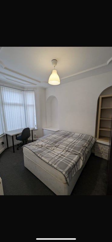 Room Cameron Street in Liverpool