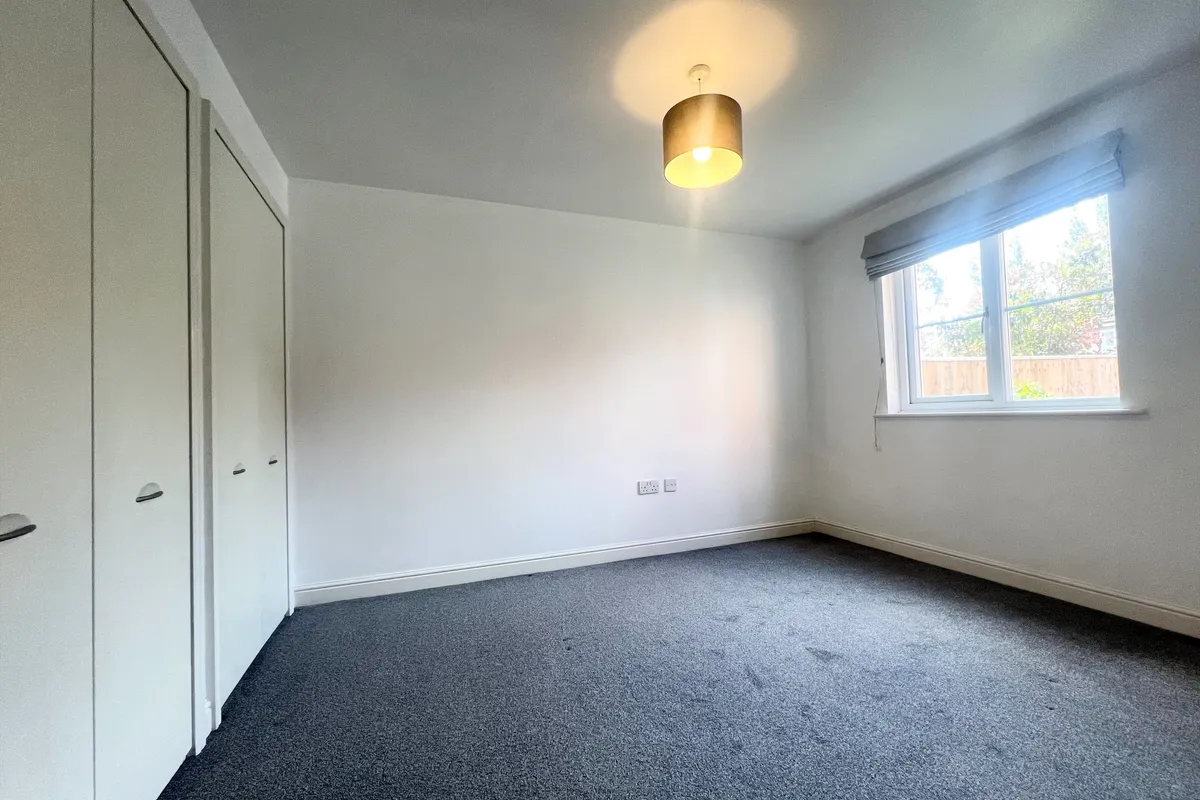 Flat Middle Leaze in Chippenham
