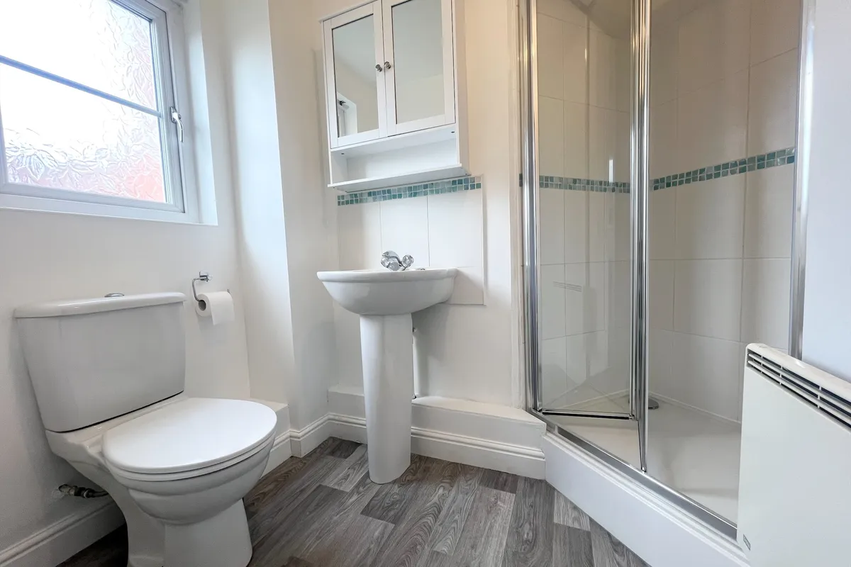 Flat Middle Leaze in Chippenham