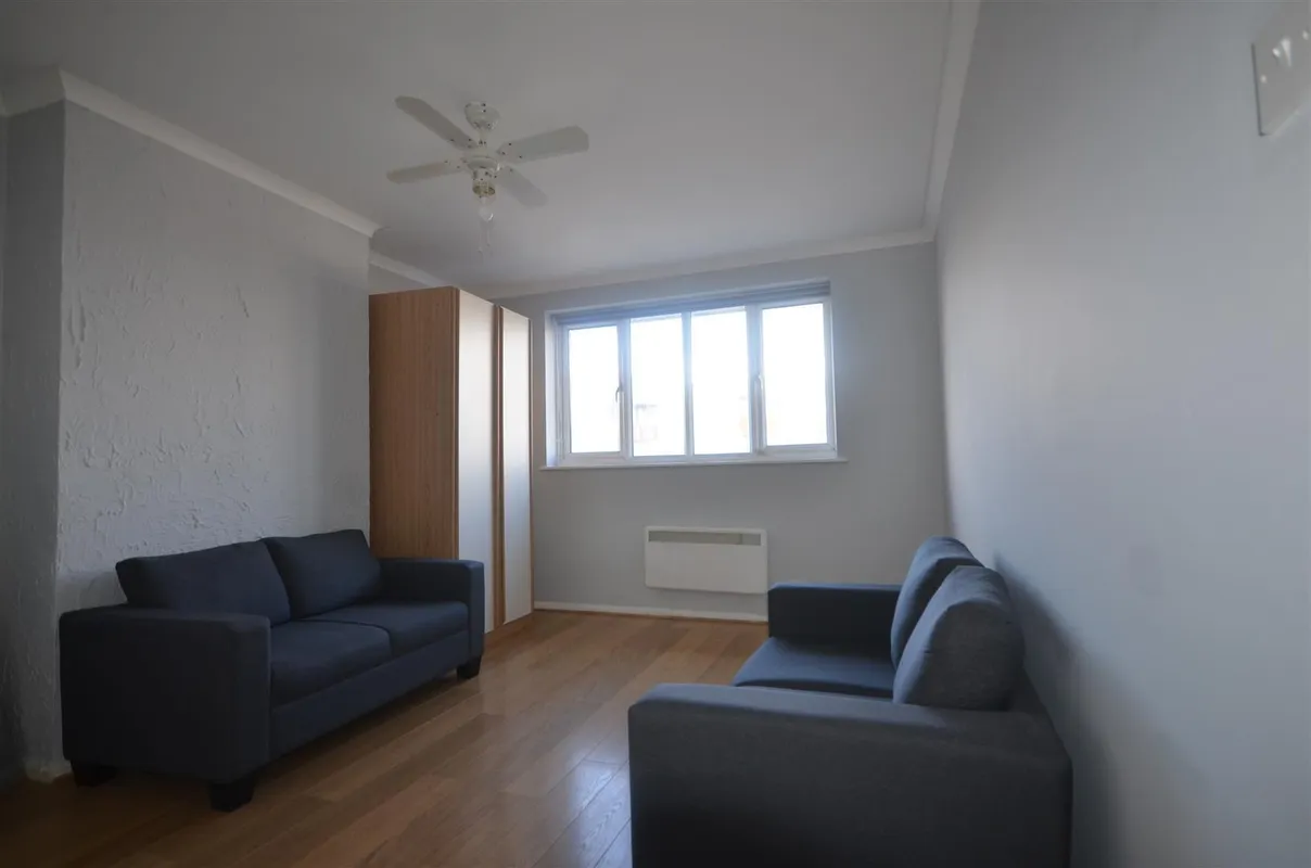 Flat Preston Road in Greater London