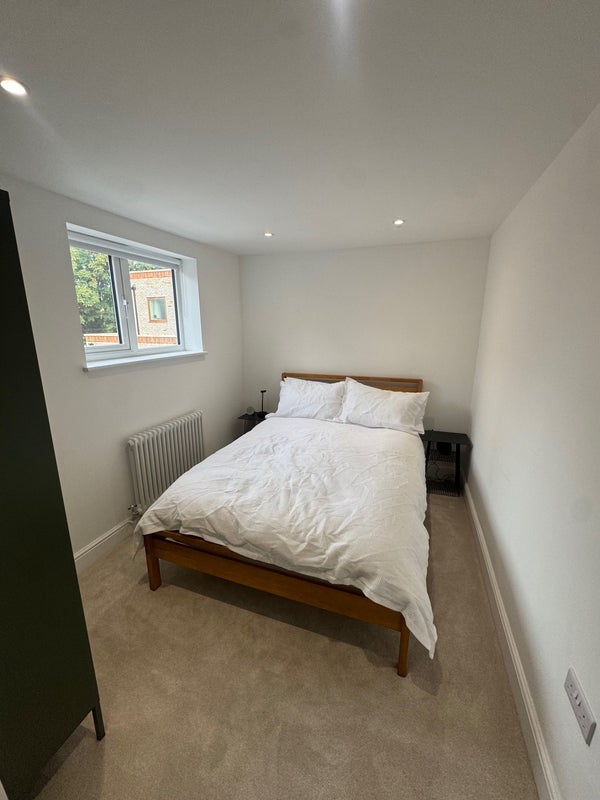 Room Fenham Road in Greater London
