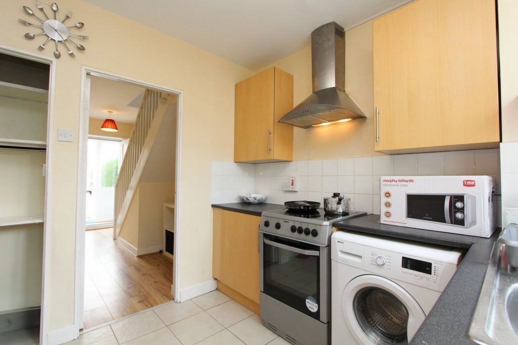Room Globe Road in Greater London