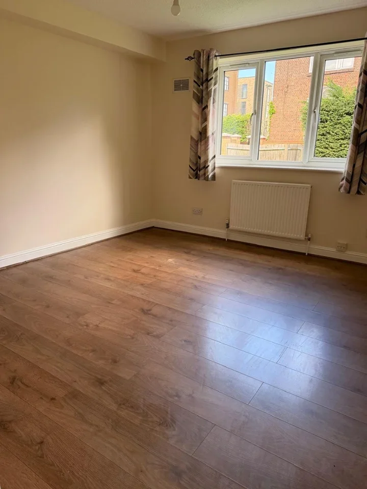 Flat Grenville Place in Greater London