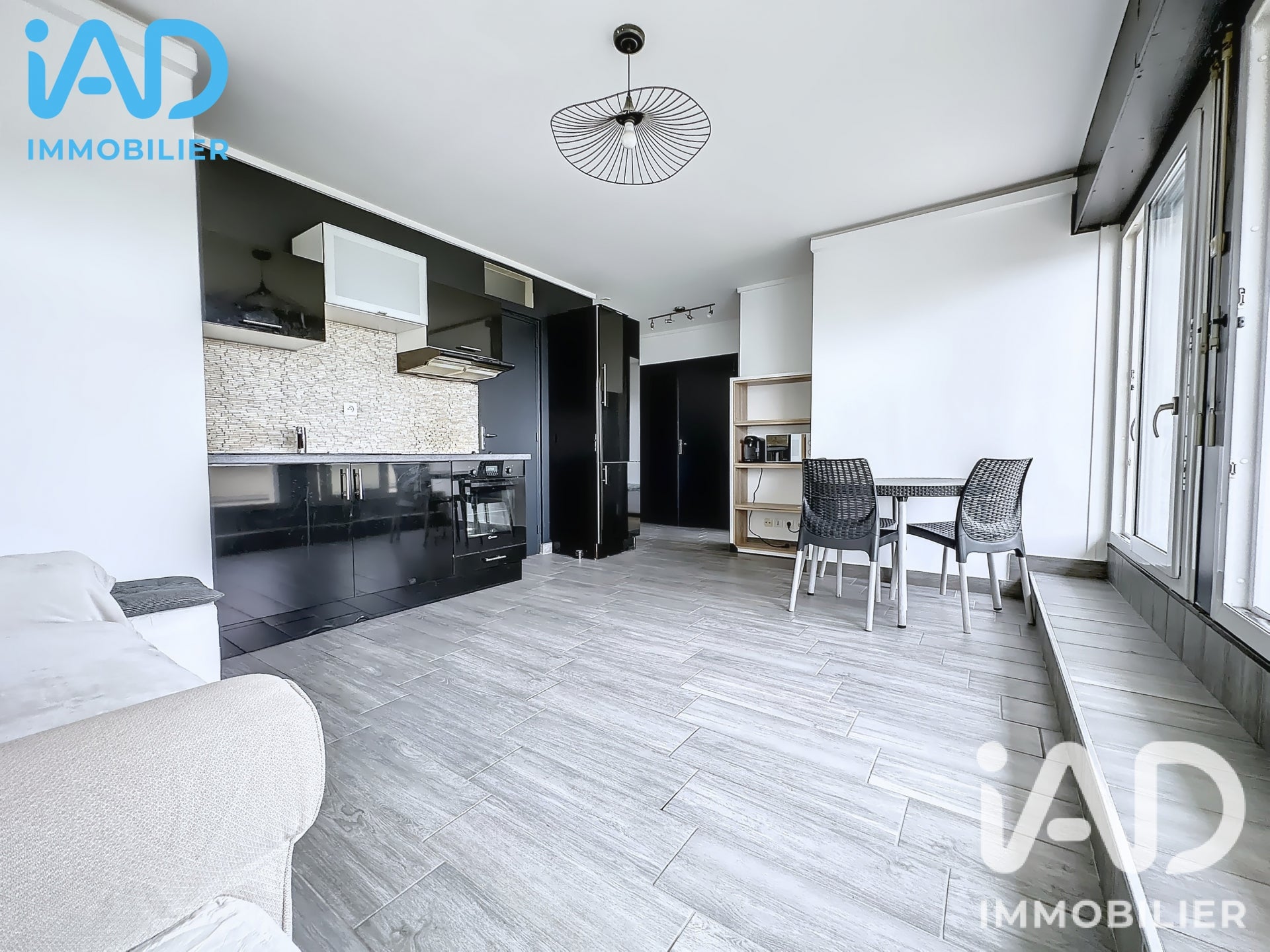 Appartement D 127 à Cachan