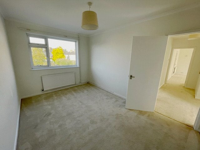 Flat Lansdown Road in Cheltenham