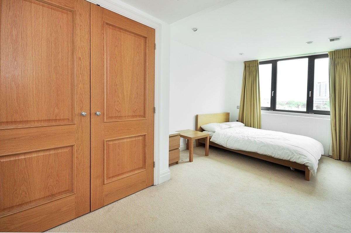 Flat Sheldon Square in City of Westminster